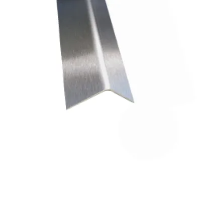 Kantenschutzprofil aus Edelstahl magnetisch